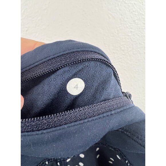 LULULEMON Groovy Run Short Petit Dot Inkwell/ Inkwell, Size 4 - Picture 6 of 8